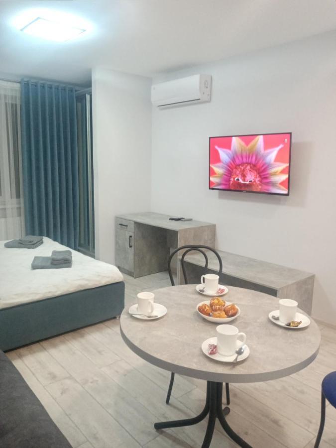 Apartament Yescity! Uzjhorod Exteriör bild